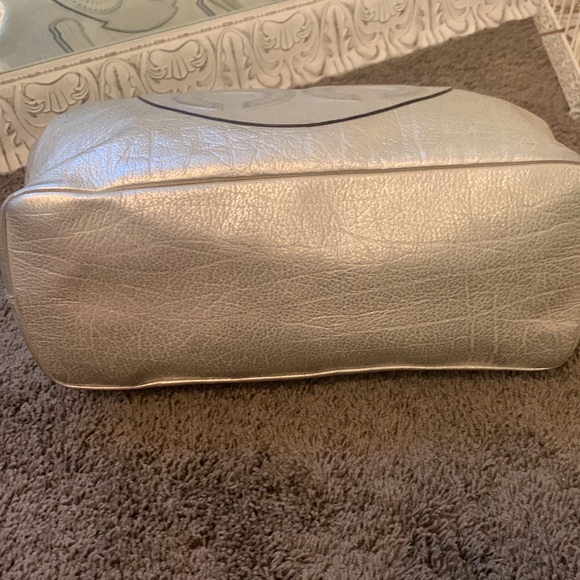 REDUCED ‼️ Coach Leather Satchel - Picture 4 of 13